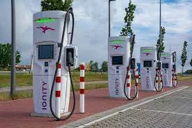 Illustratie: Nieuwe wettelijke verplichting om laadstations te melden